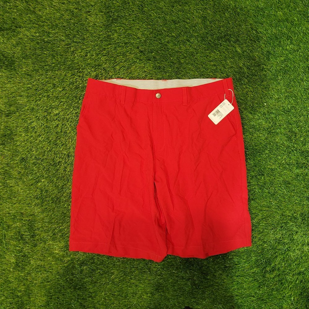 Men's SIze 38 Silgo Red Golf Shorts NEW!